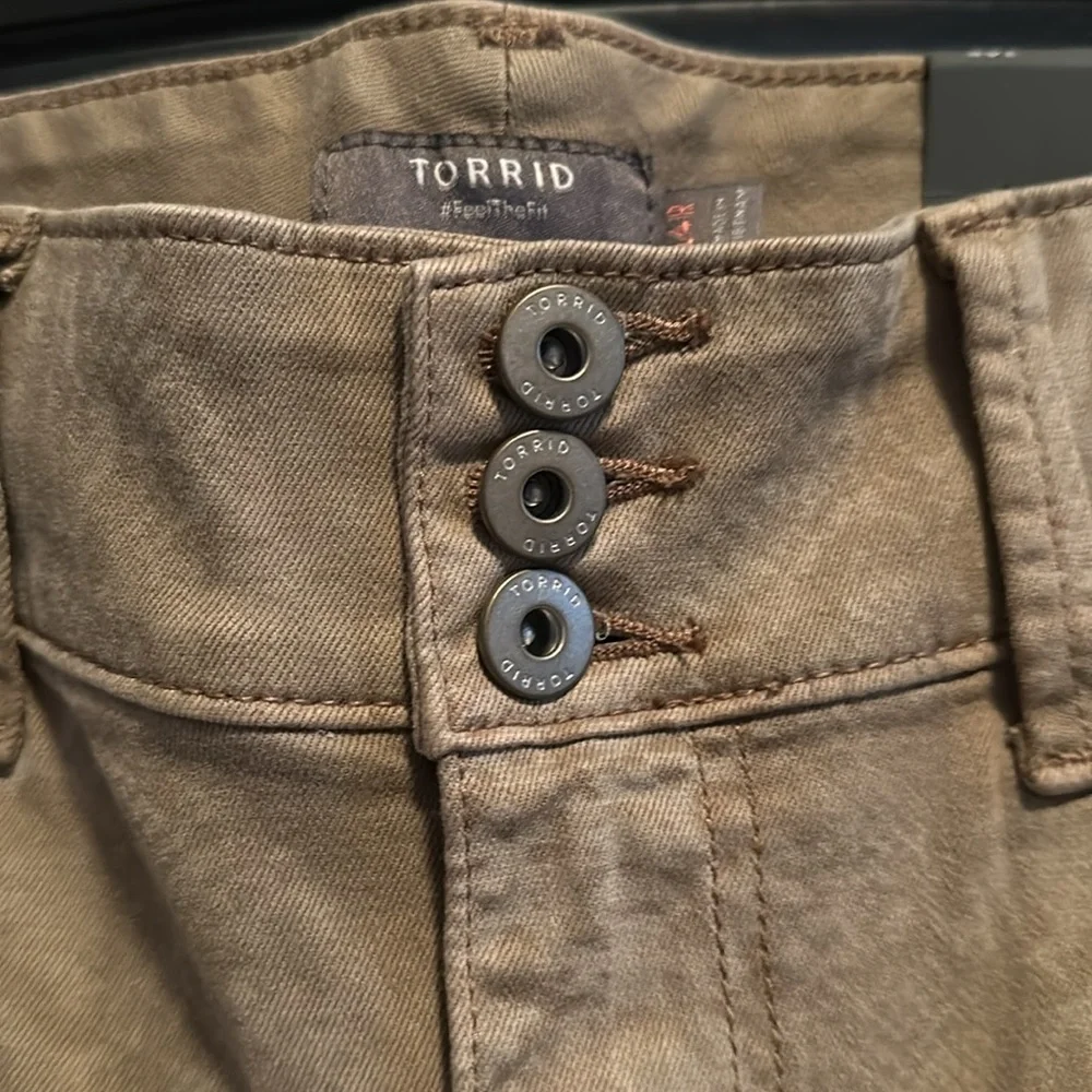 NWT Torrid Snakeskin Jeggings Jeans Leggings Khaki Feel The Fit Super Soft Plus - Picture 5 of 7